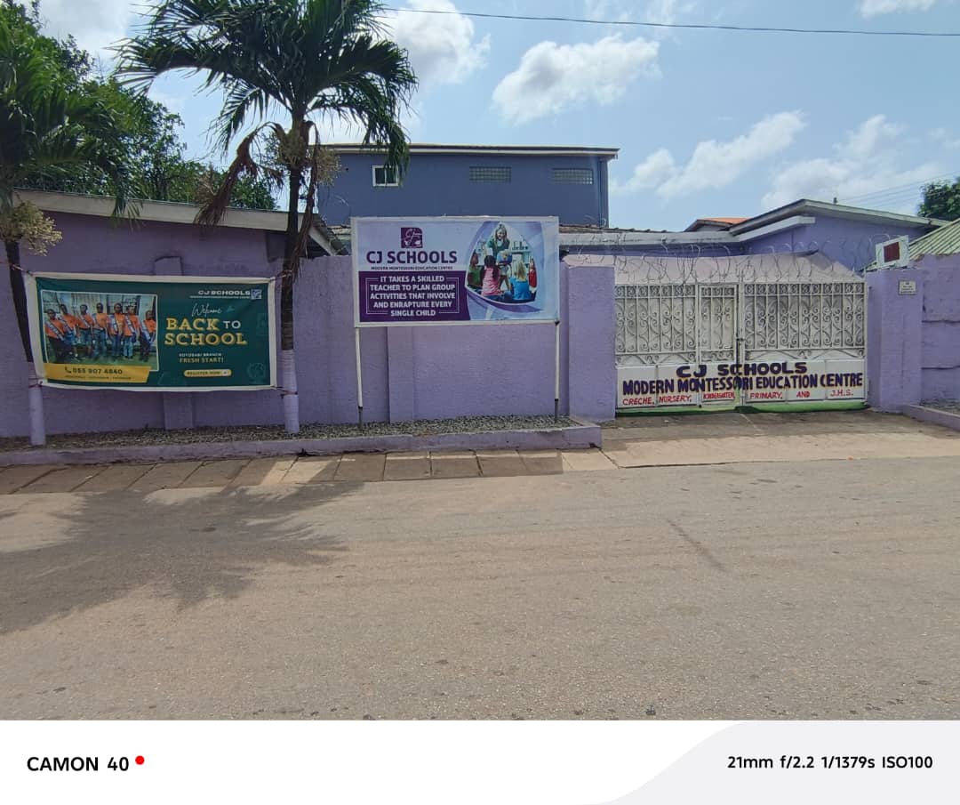 Kotobabi Annex Exterior